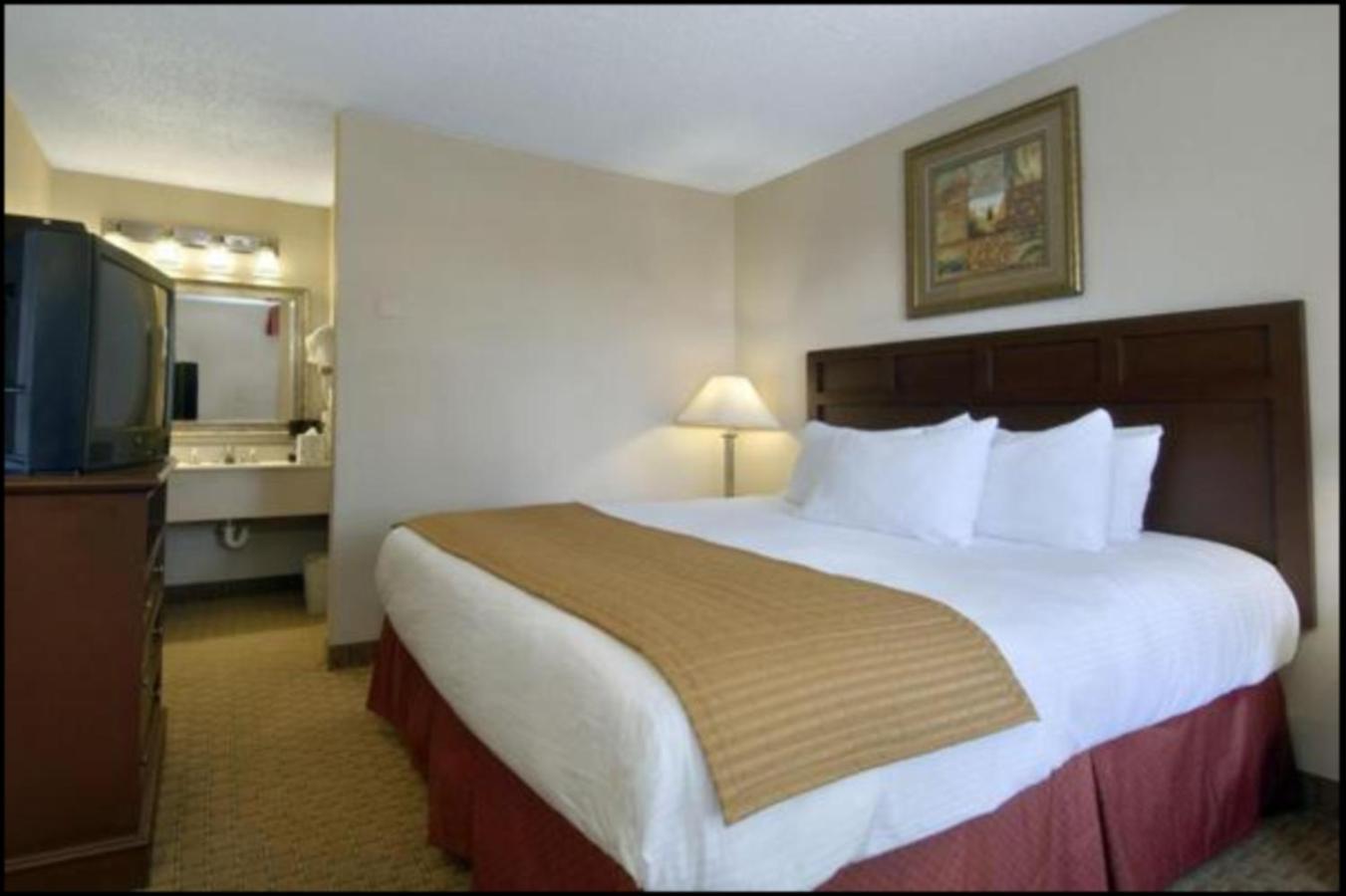 King Room - Mobility Access/Non-Smoking